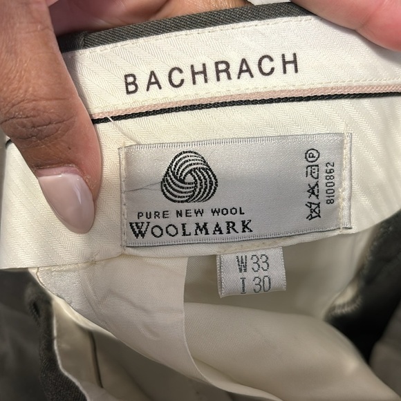 Bacharach olive green slacks with cuff - Picture 8 of 10